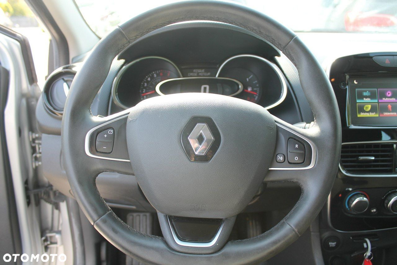 Renault Clio - 14