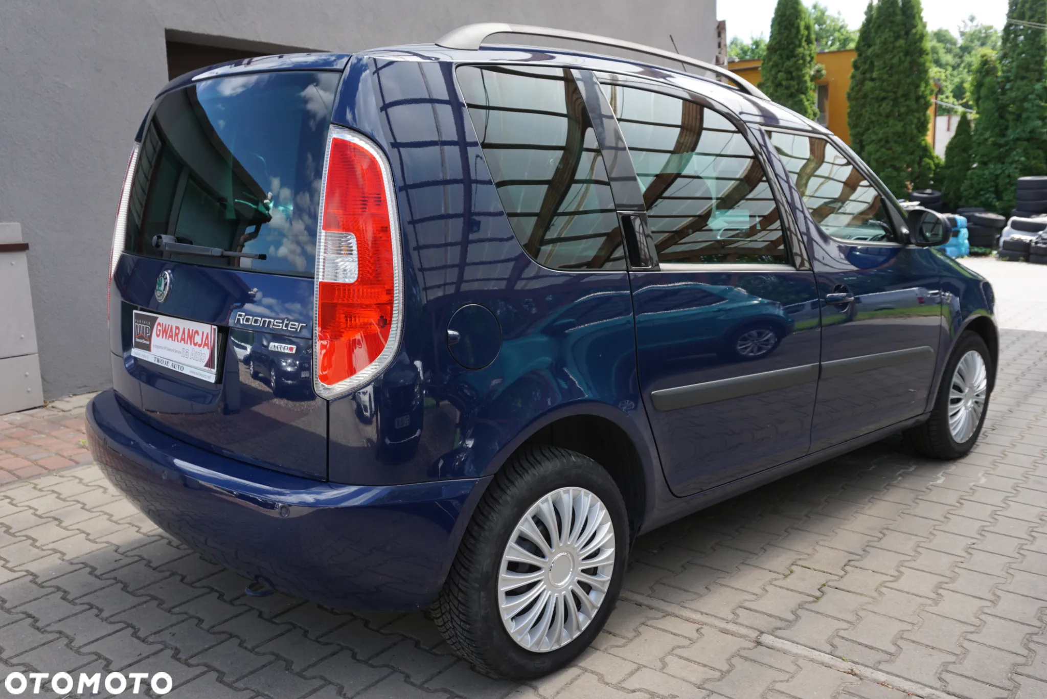 Skoda Roomster 1.2 12V HTP PLUS EDITION - 3