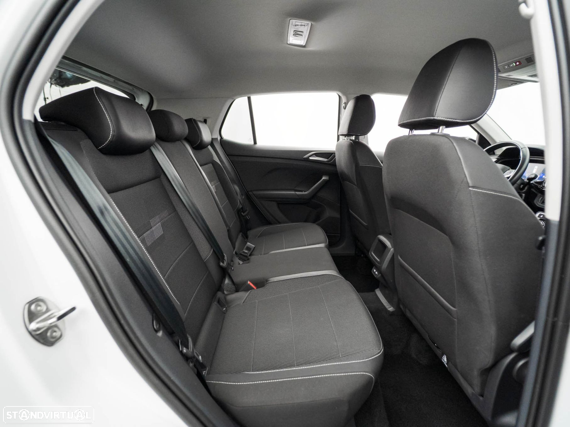 VW T-Cross 1.0 TSI BlackStyle - 31