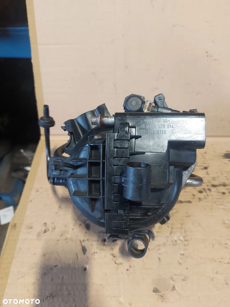 Kolektor ssący Opel Corsa C 1.0b '03r 09129713 - 8