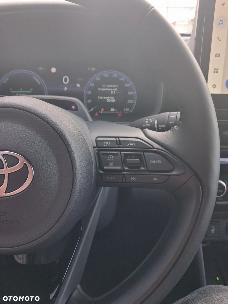 Toyota Yaris Cross Hybrid 1.5 Executive - 21