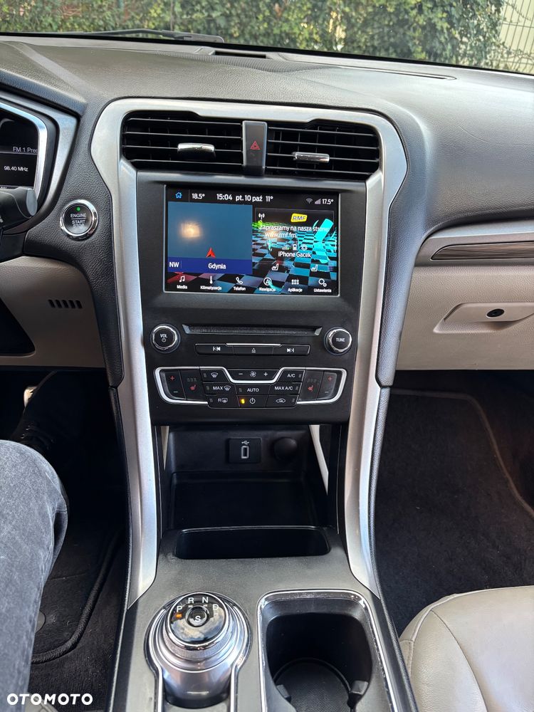 Ford Fusion 2.0 EcoBoost Titanium - 15