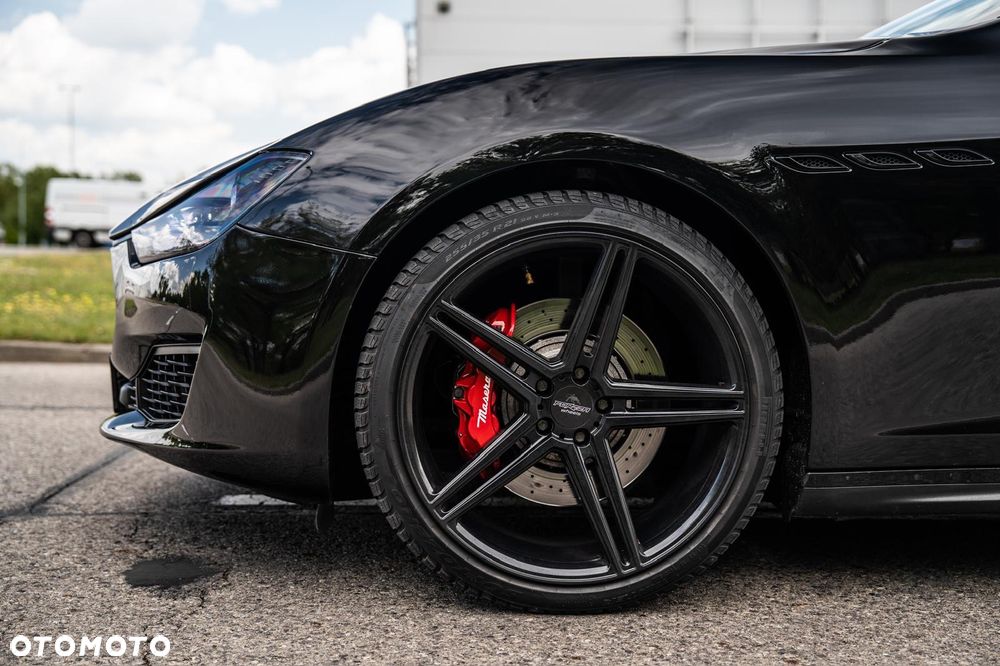 Maserati Ghibli S Q4 - 9