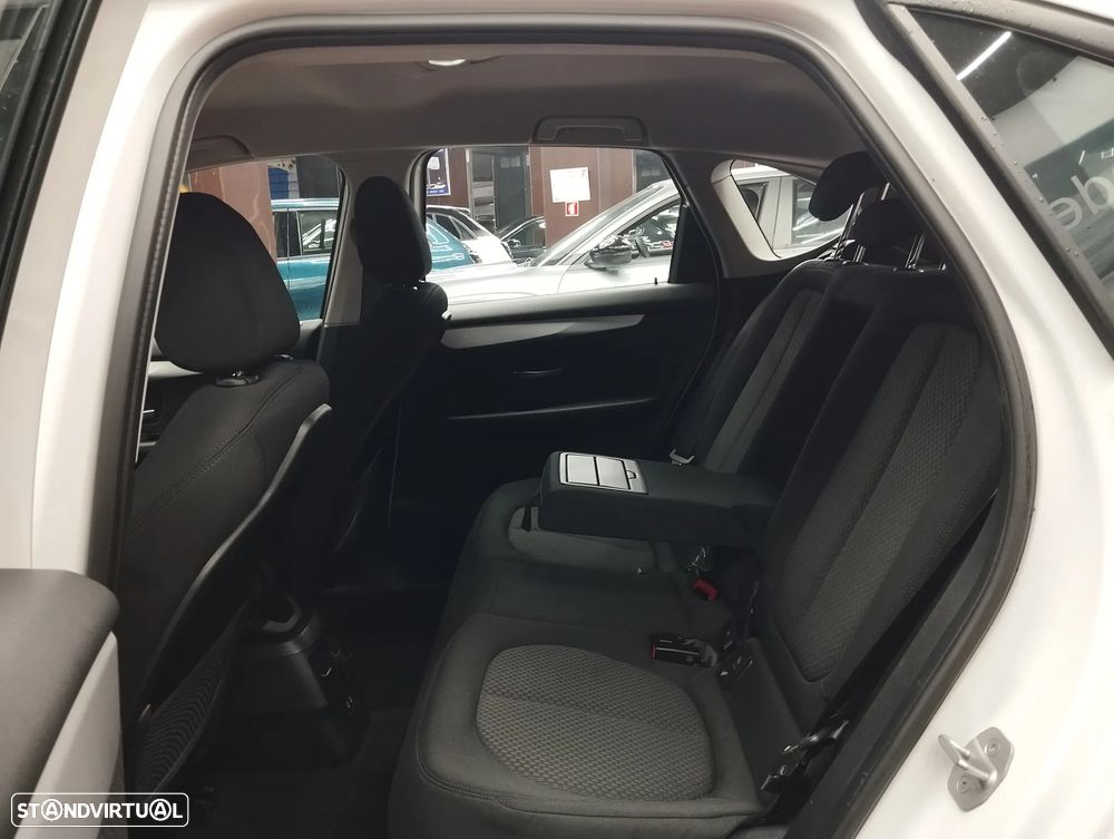 BMW 225xe Active Tourer Advantage - 16