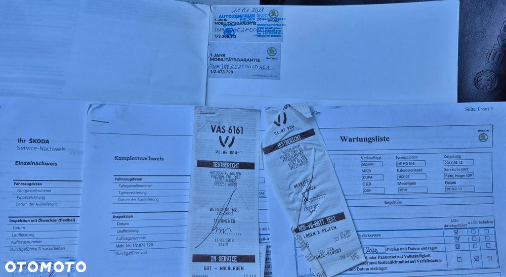 Skoda Octavia Combi 2.0 TDI DSG RS - 26