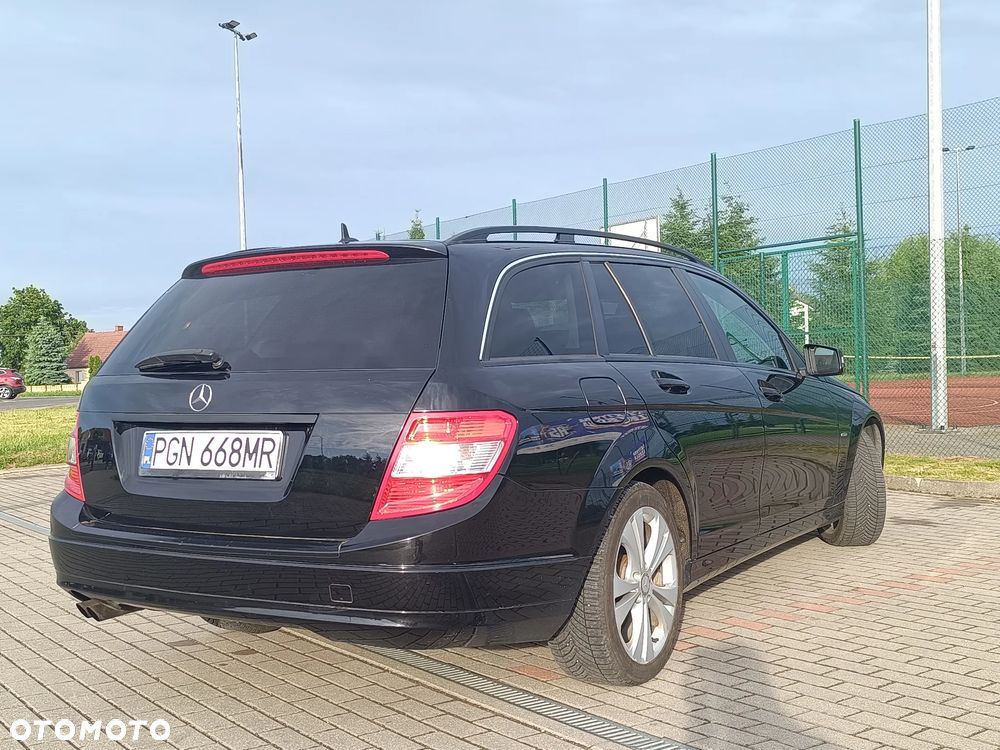 Mercedes-Benz Klasa C 180 Kompressor Automatik BlueEFFICIENCY - 10