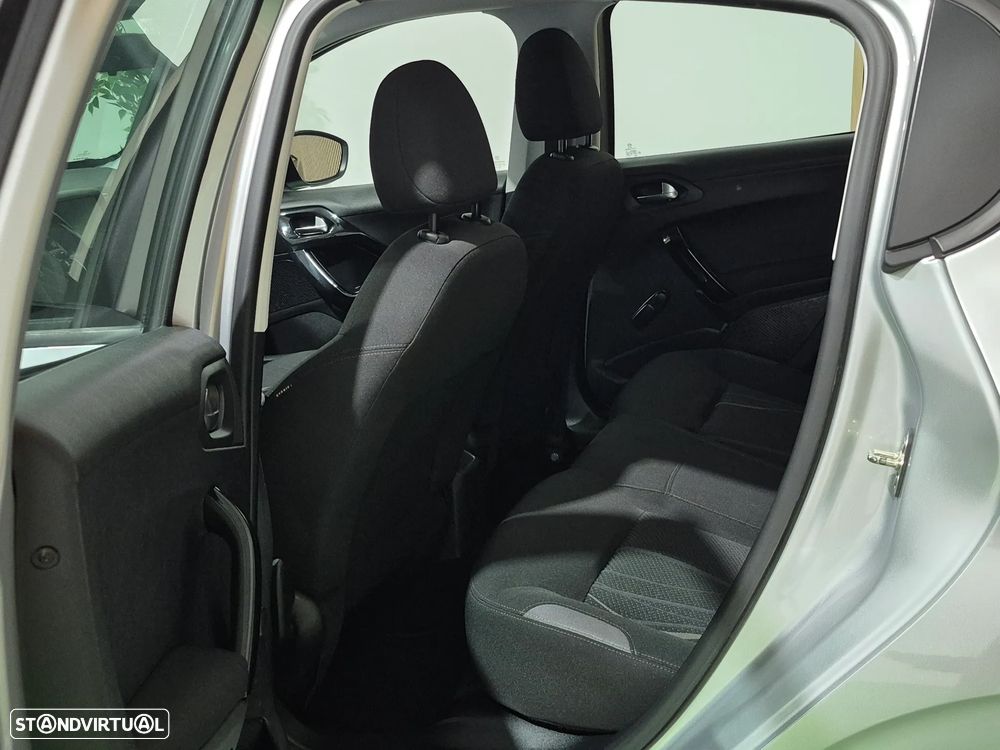 Peugeot 208 1.4 HDi Active - 22