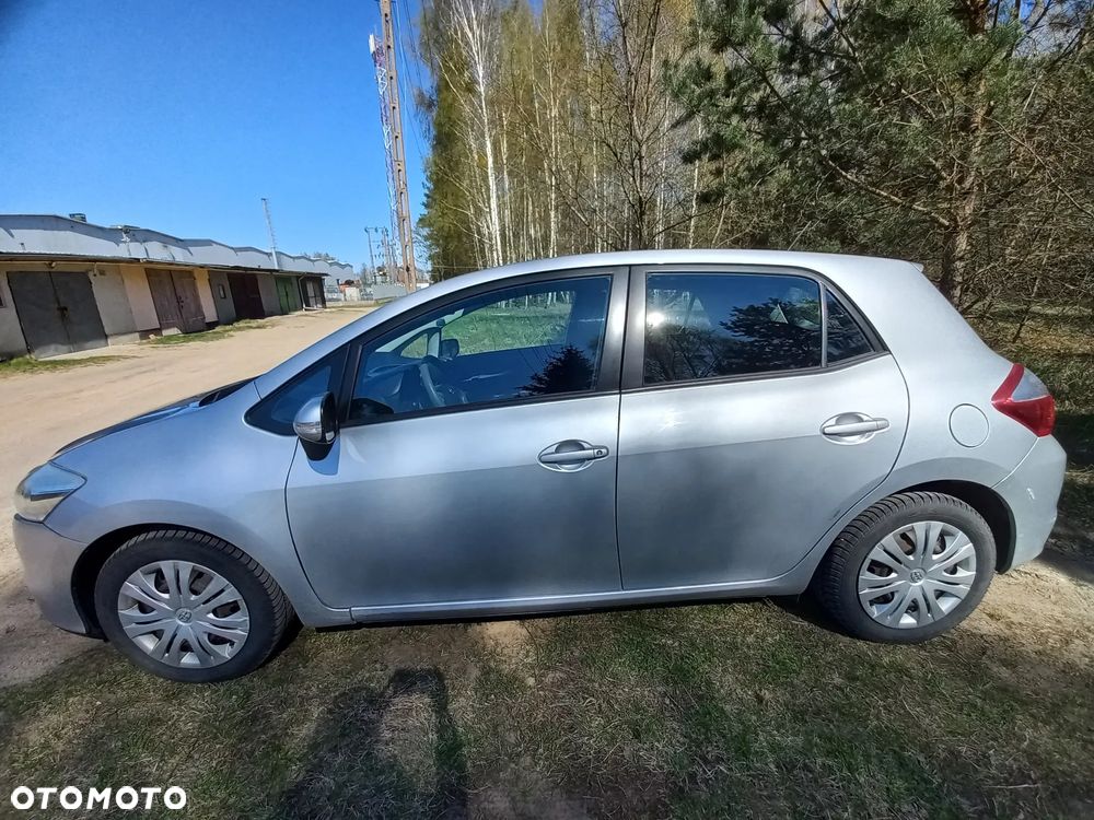 Toyota Auris 1.4 D-4D - 3