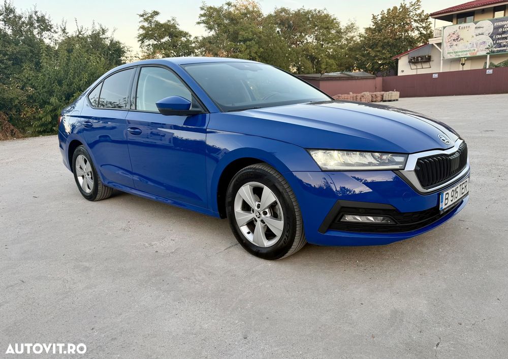 SKODA Octavia 2022 — imagine 3