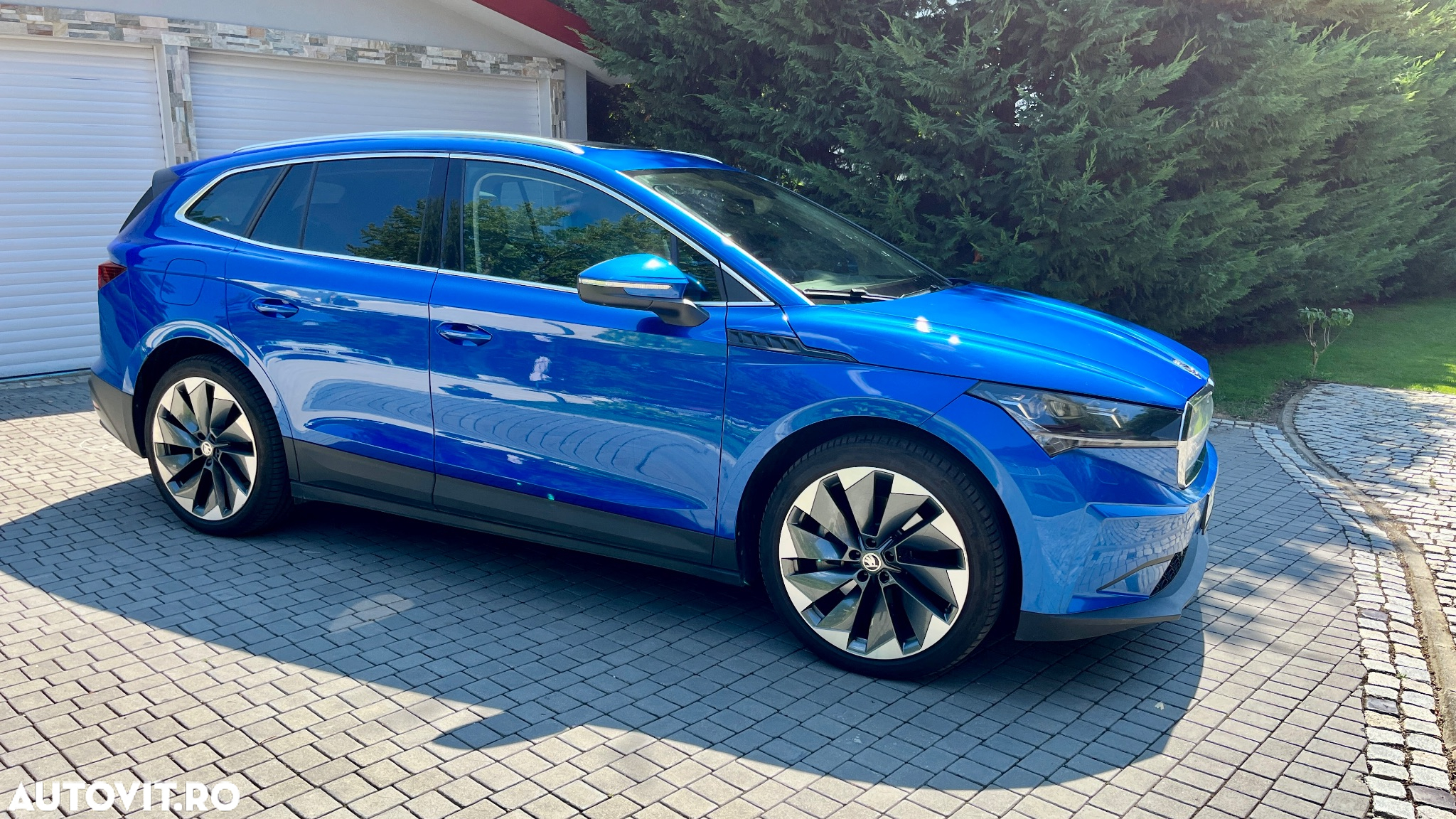 Skoda Enyaq iV Electric 80X - 2
