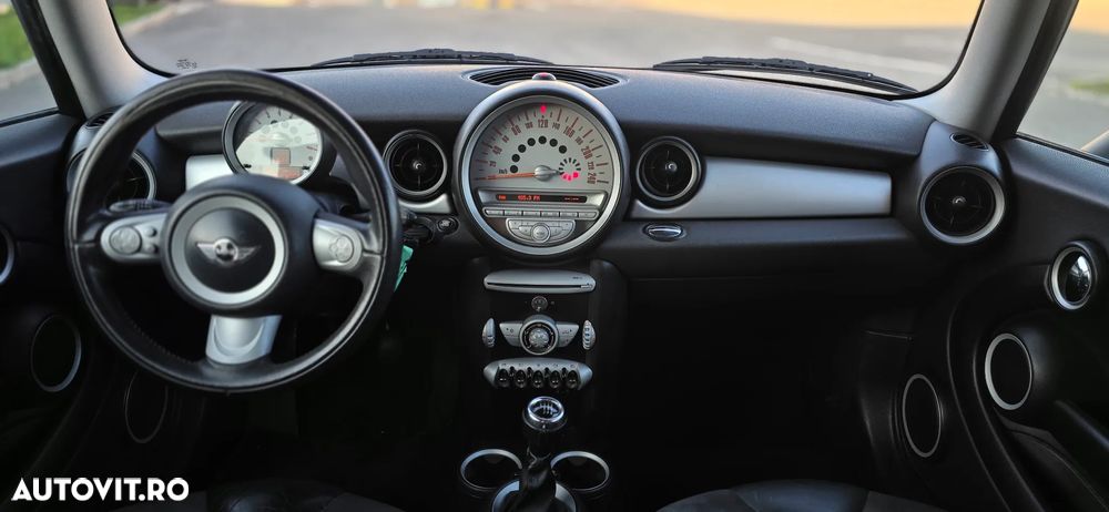 Mini Cooper Standard - 6