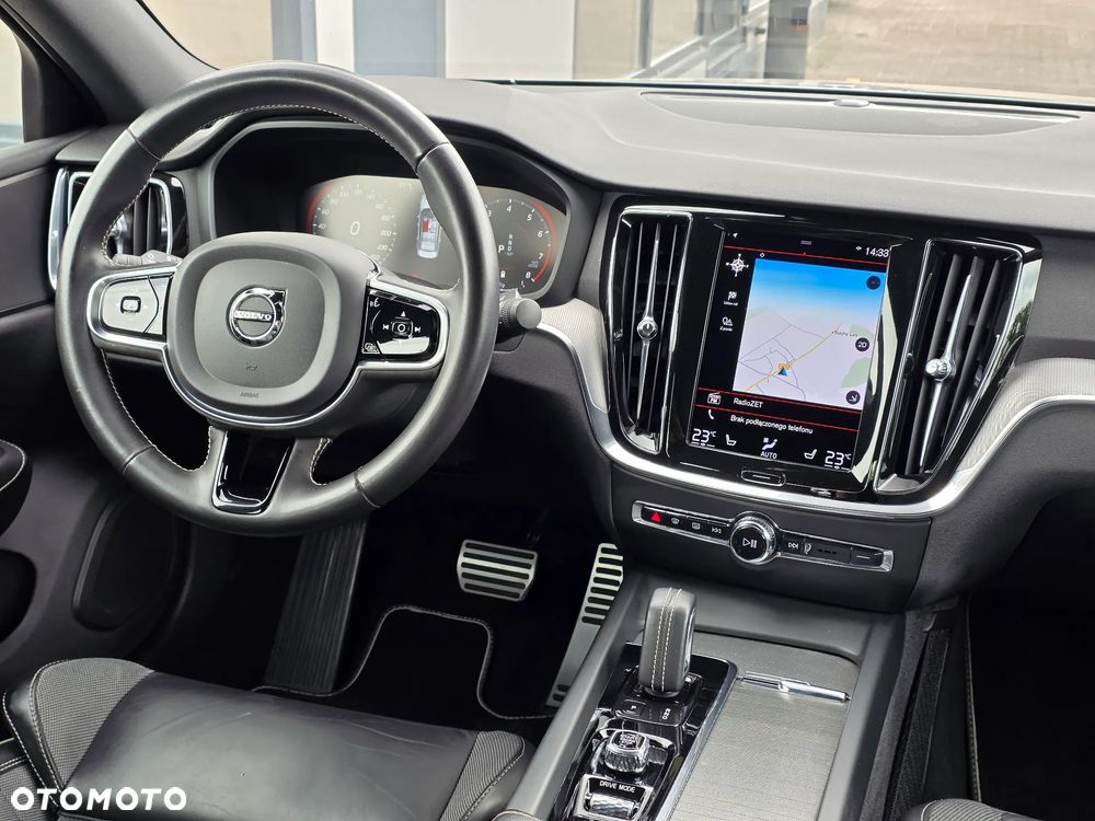 Volvo S60 B4 B R-Design - 19