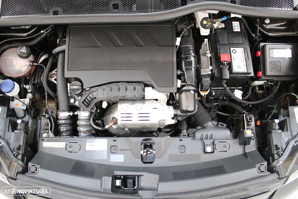 Peugeot 2008 1.2 PureTech Allure - 24