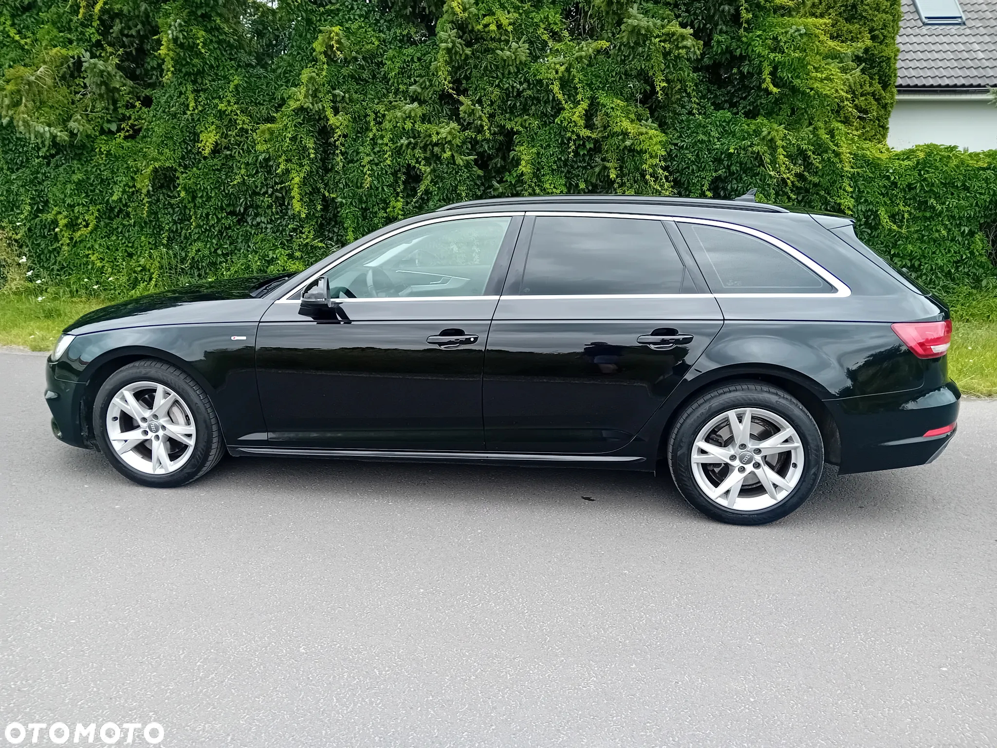 Audi A4 Avant 40 TDI quattro S tronic S line - 4