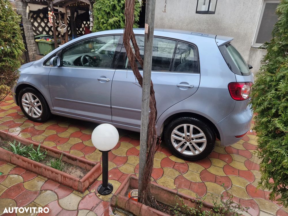 Volkswagen Golf 1.6 TDI DPF BlueMotion Technology Style - 4