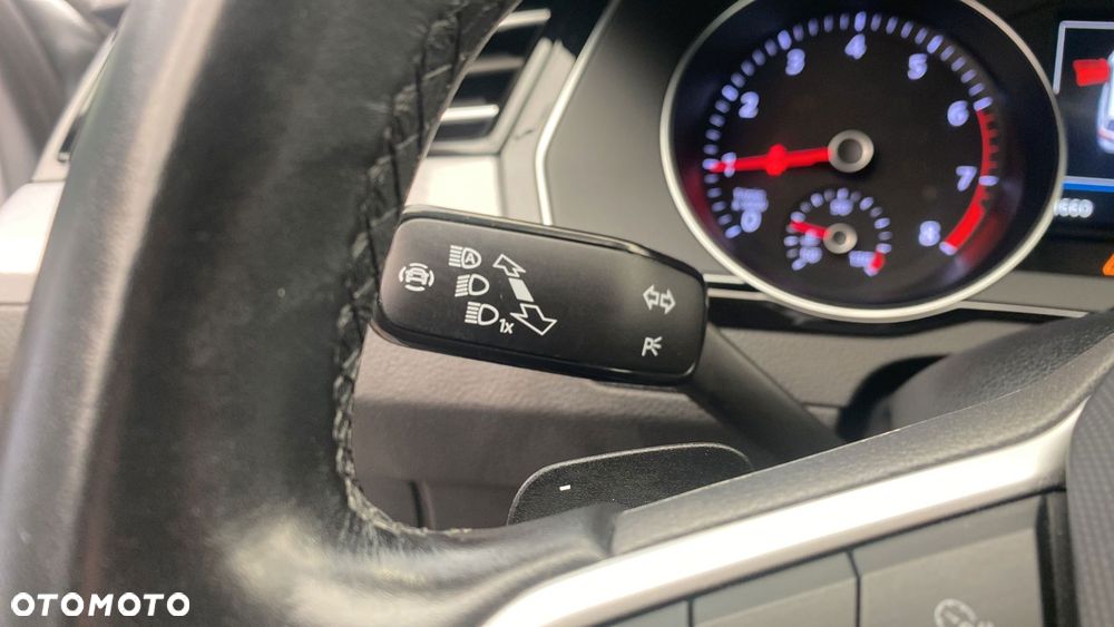 Volkswagen Passat - 23