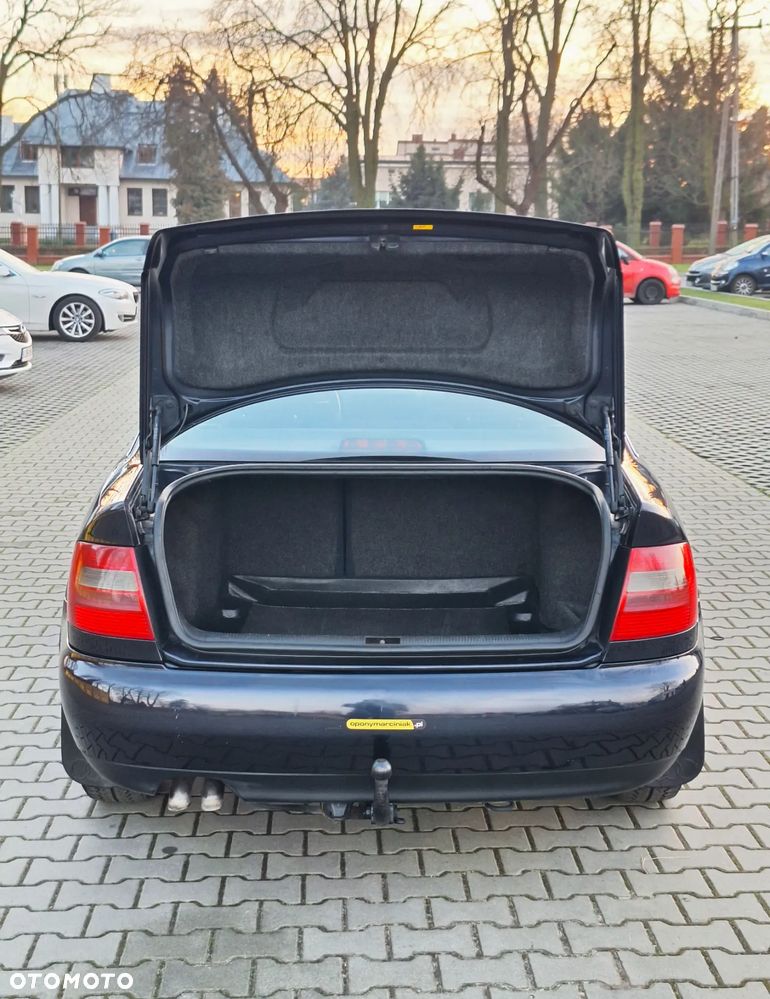 Audi A4 Limousine - 34