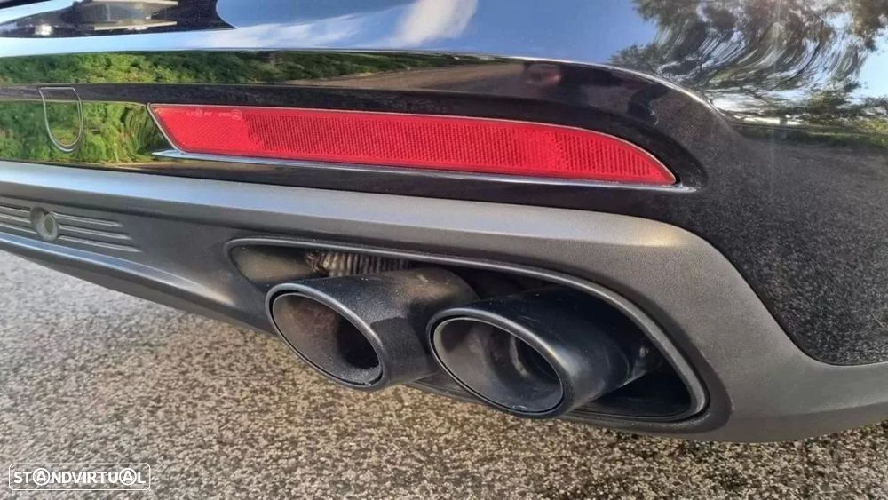 Porsche Panamera Sport Turismo 4 - 21