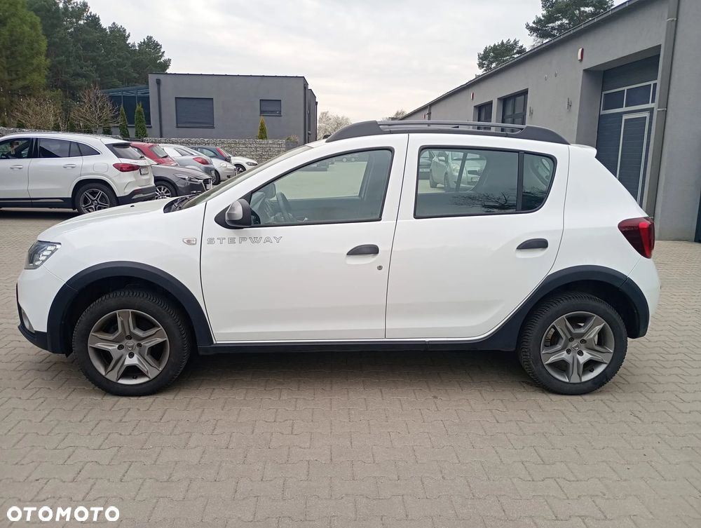 Dacia Sandero 0.9 TCe Laureate S&S - 5