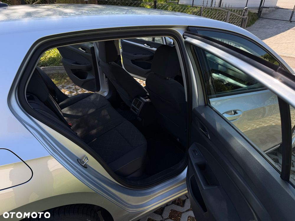 Volkswagen Golf VIII 1.0 TSI Life - 8