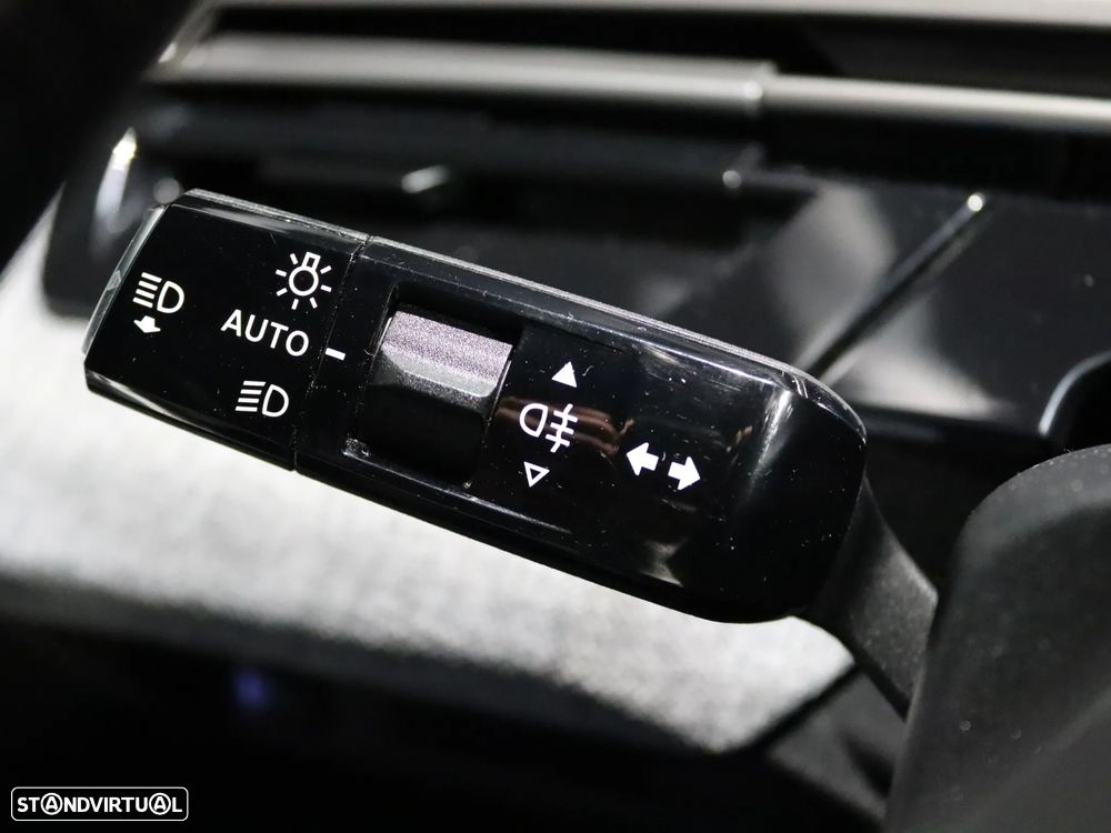Peugeot 5008 1.2 Hybrid Allure Pack e-DCS6 - 25