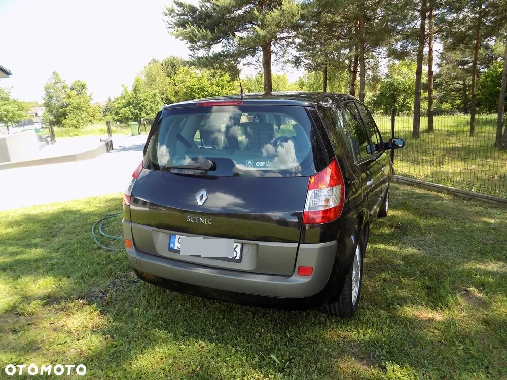 Renault Scenic 1.6 16V Luxe Privilege - 30