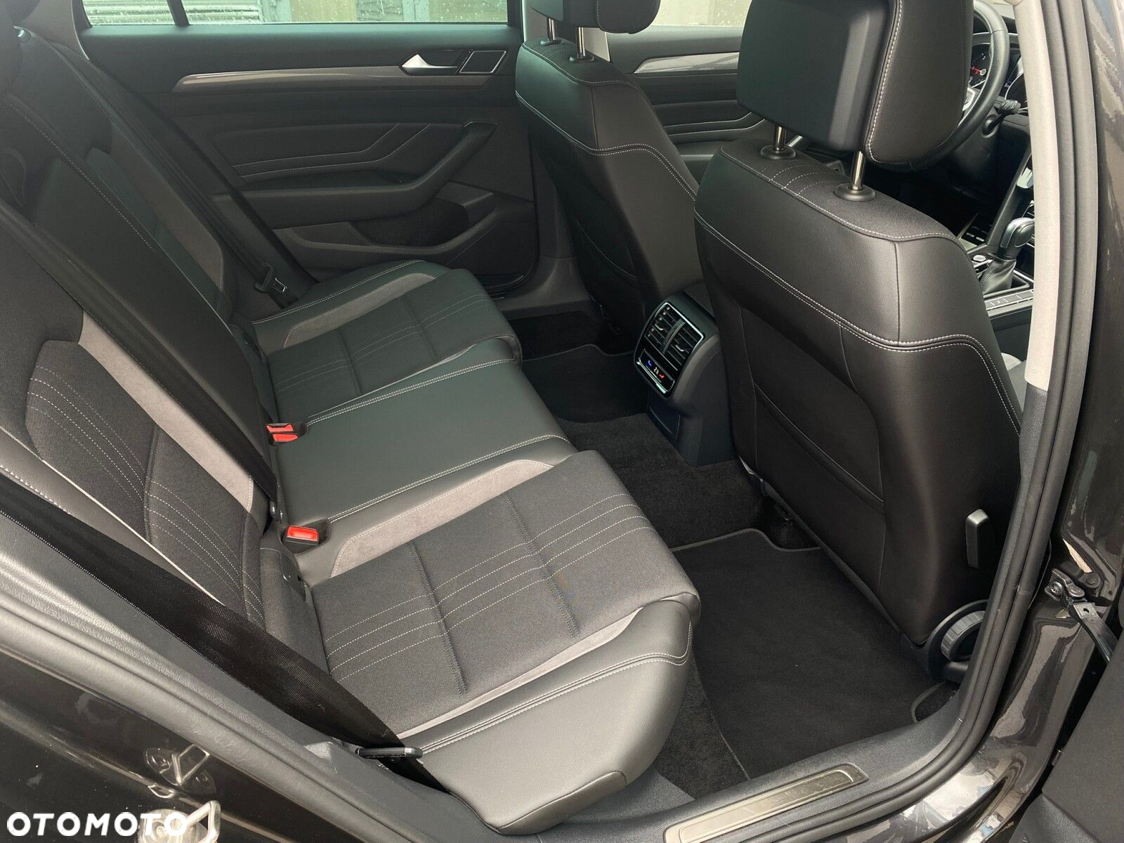 Volkswagen Passat Alltrack 2.0 TDI 4Mot DSG - 31