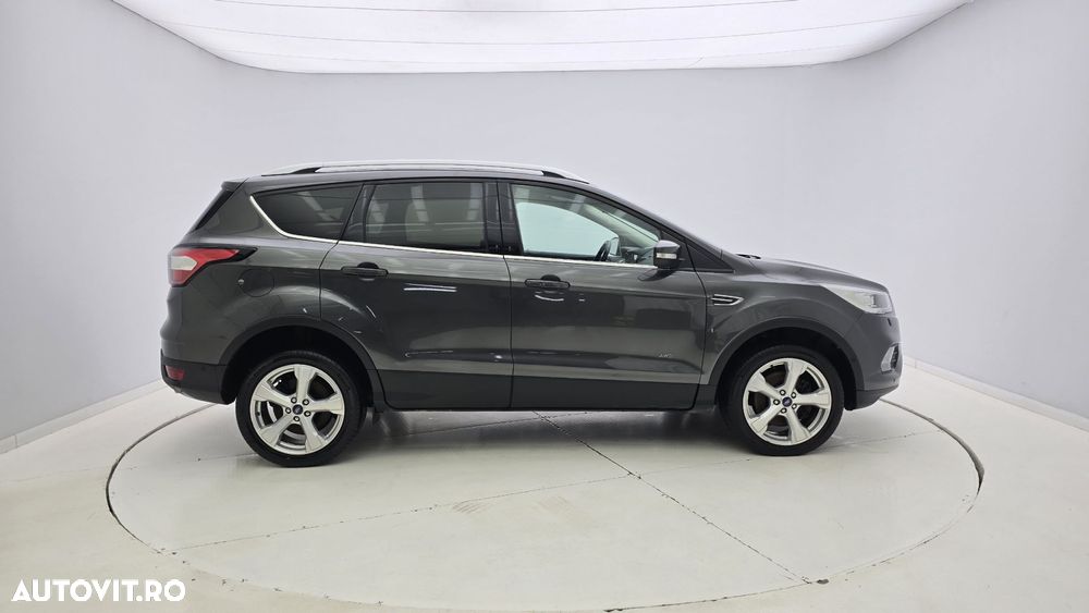 Ford Kuga - 5