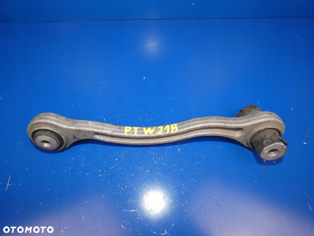 MERCEDES CLS W218 WAHACZ PRAWY TYŁ TYLNY - 1