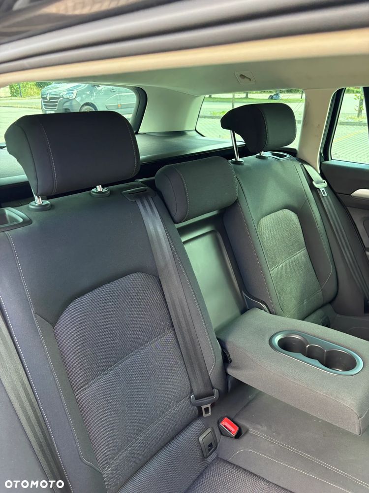Volkswagen Passat 2.0 TDI BMT Comfortline - 22