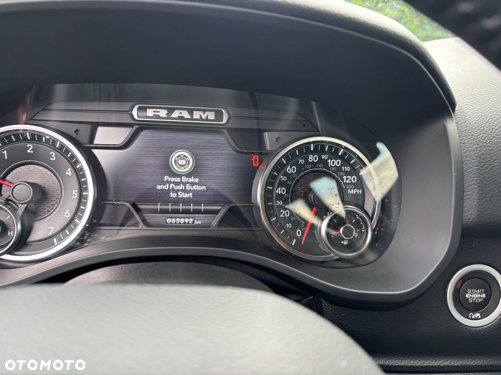 Dodge RAM 5.7 4x4 - 6