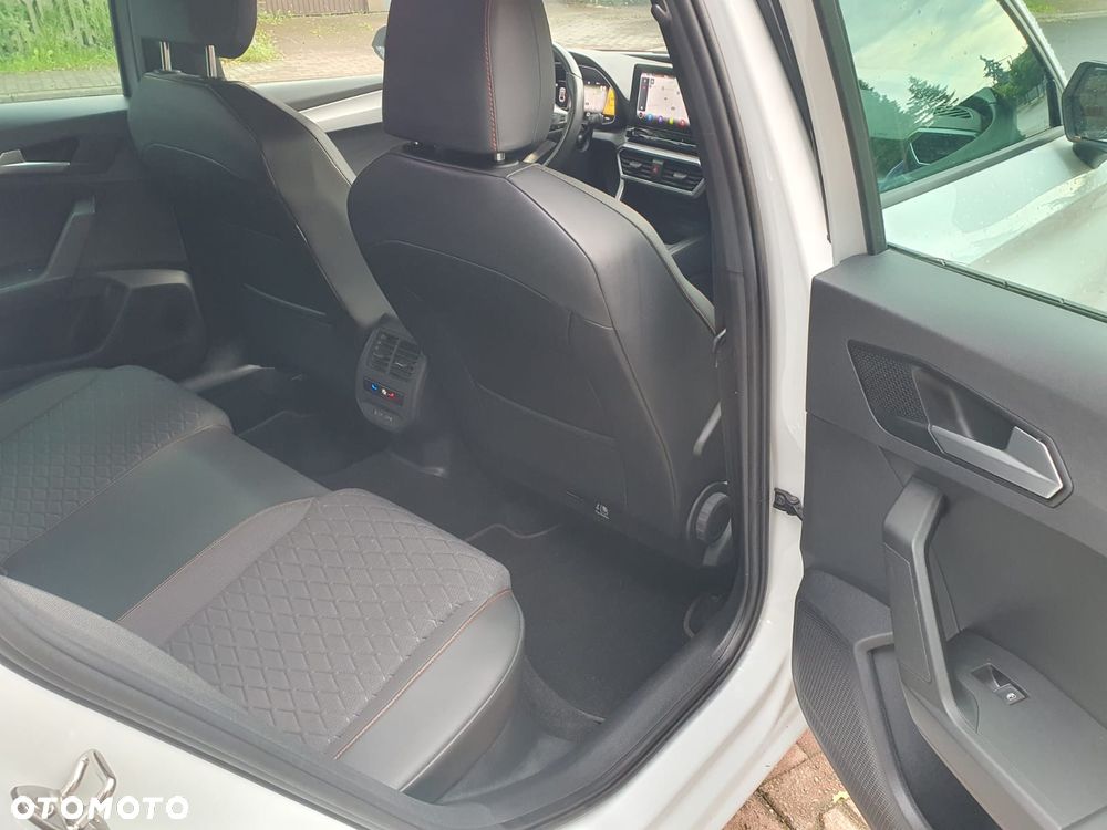 Seat Leon Sportstourer 1.5 eTSI OPF DSG FR - 15