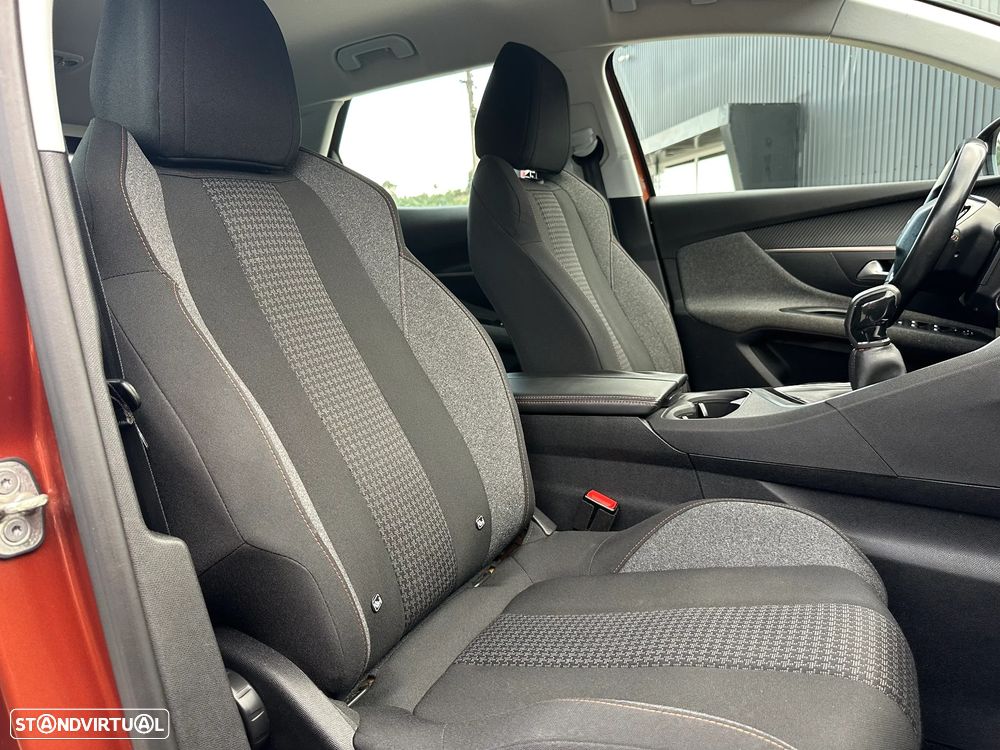 Peugeot 3008 - 18