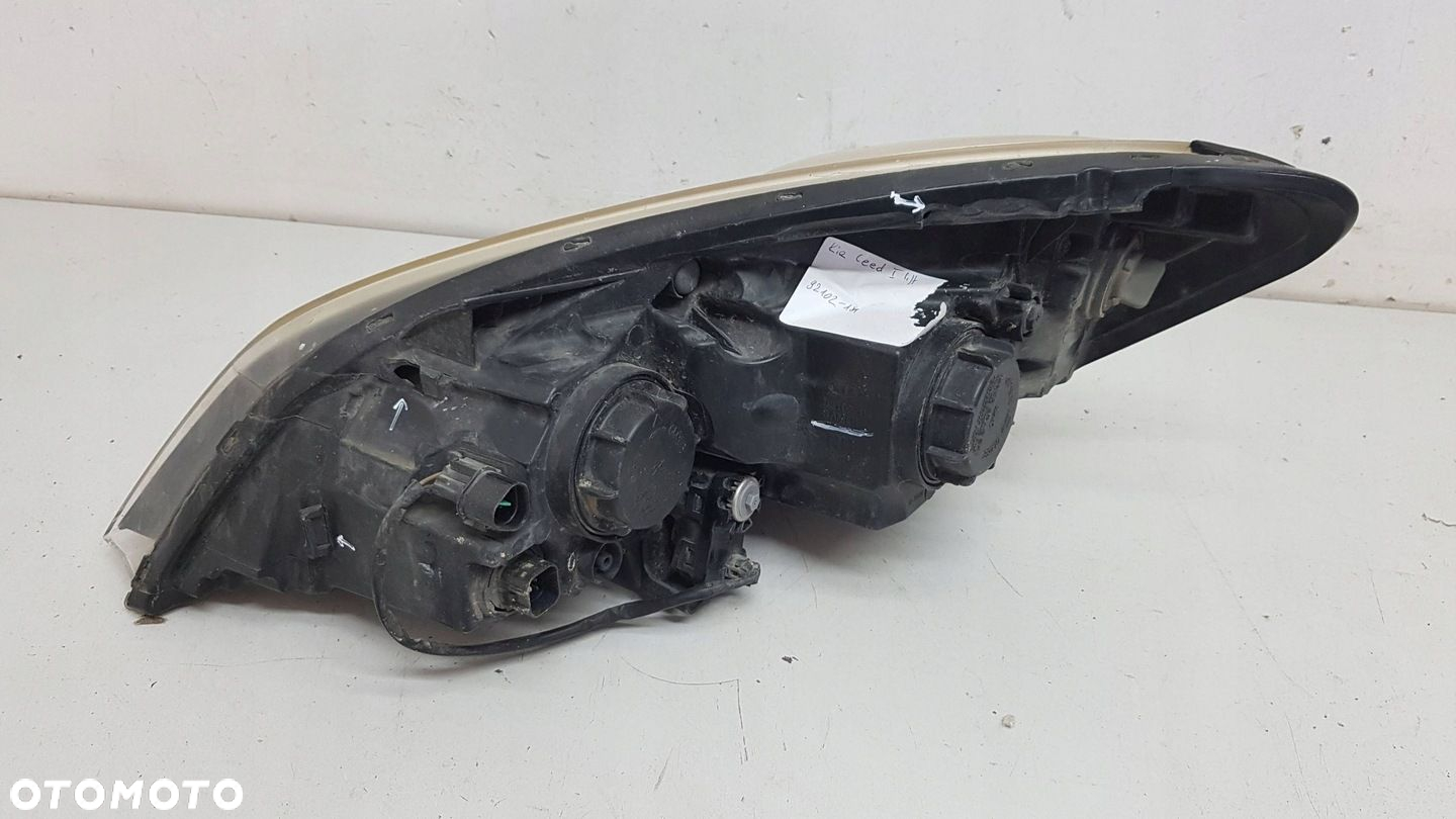KIA Ceed I LIFT 09- LAMPA REFLEKTOR PRAWY PRZÓD - 5