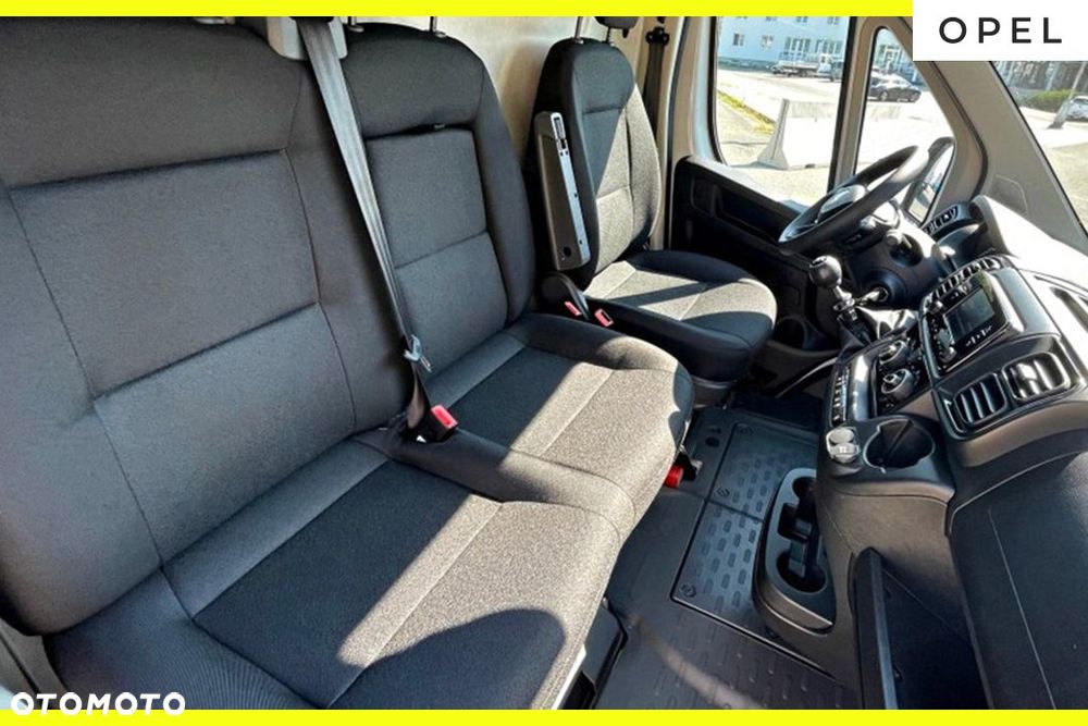 Opel Movano L2H2 2.2 140KM - 11