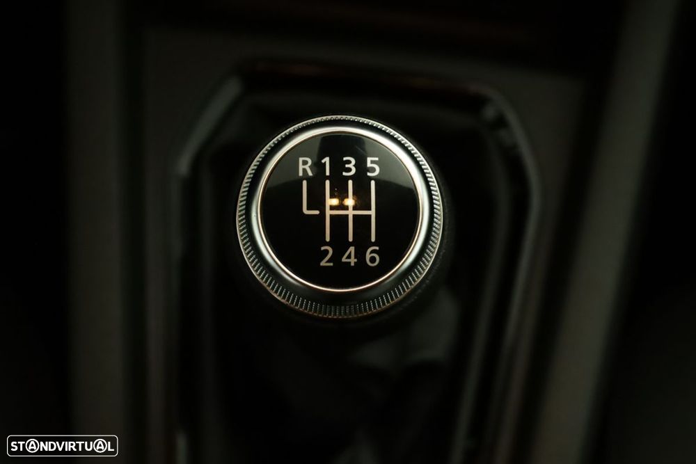 Renault Clio 1.0 TCe Evolution - 14