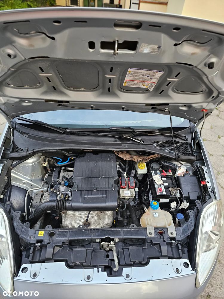 Fiat Punto 1.2 8V - 13
