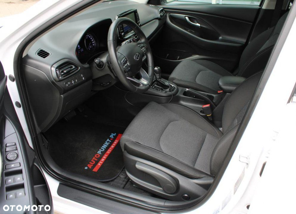 Hyundai i30 - 11