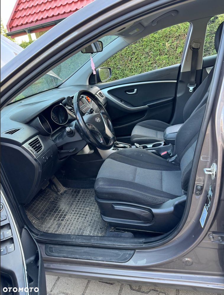 Hyundai i30 i30cw 1.6 CRDi Automatik Trend - 6