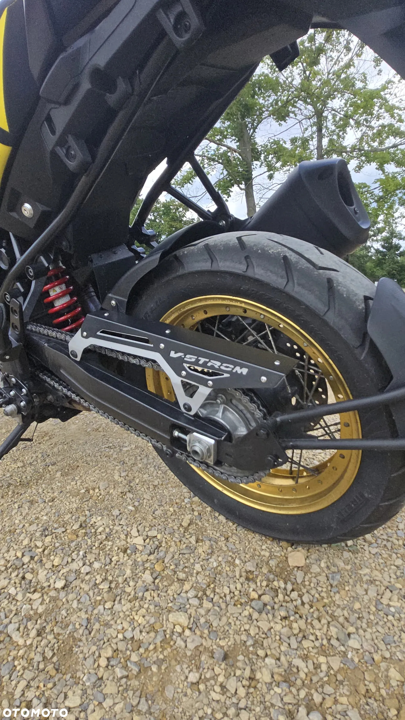 Suzuki V-STROM - 29