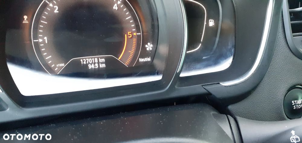 Renault Grand Scenic - 13