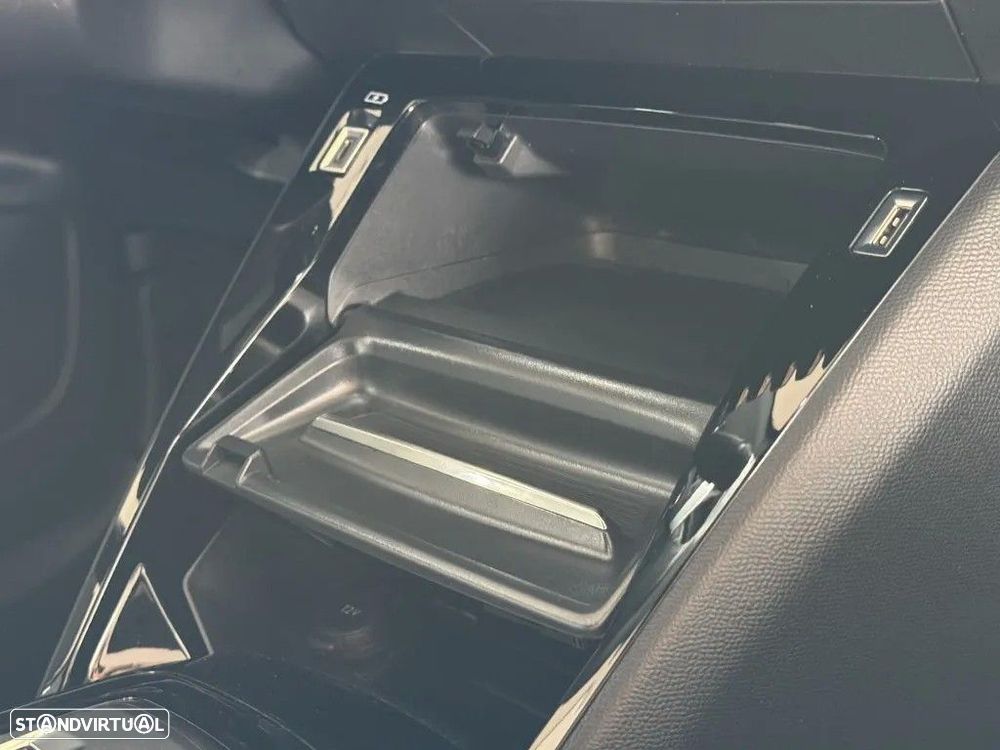 Peugeot 2008 1.5 BlueHDi Allure EAT8 - 19