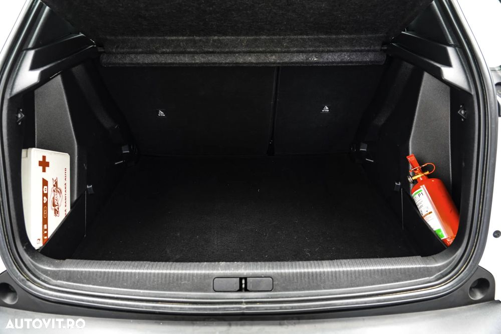 Peugeot 2008 1.5 BlueHDI STT Allure - 26