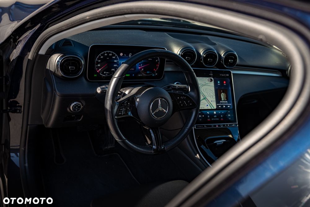 Mercedes-Benz Klasa C 180 mHEV Business Edition - 29