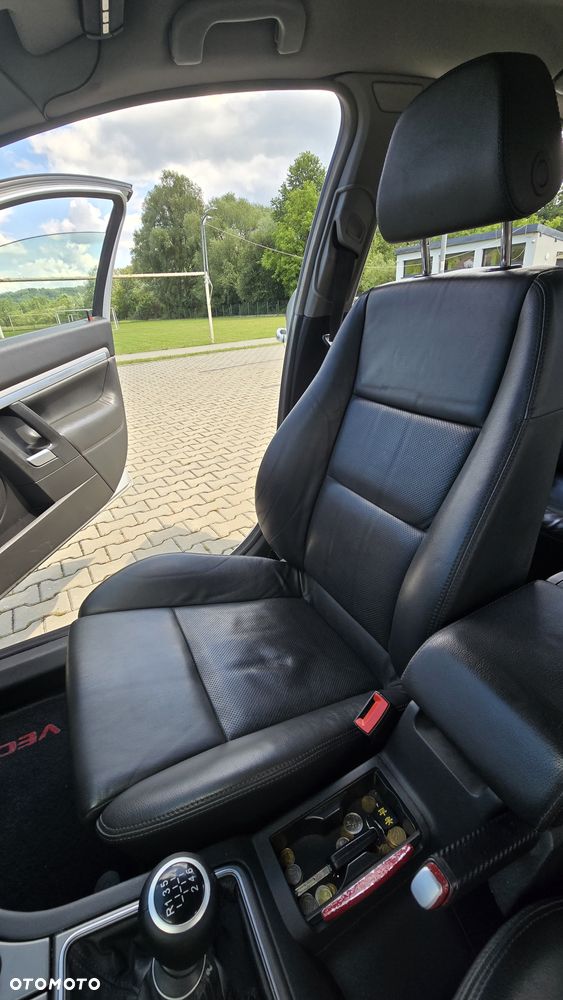 Opel Vectra 1.9 CDTI Cosmo - 16