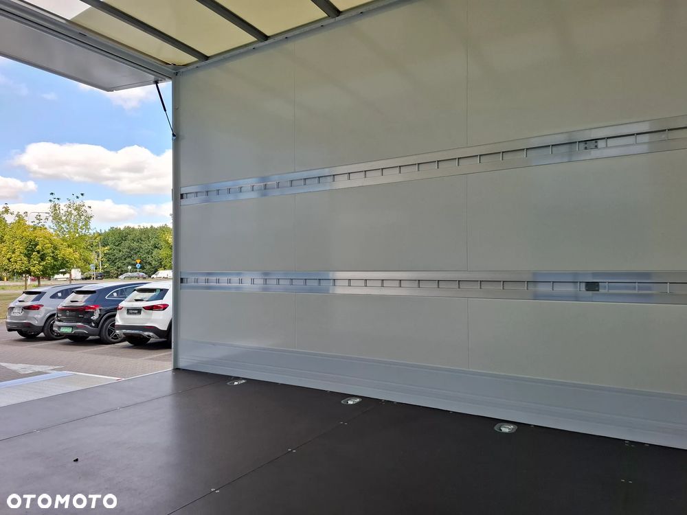 Mercedes-Benz Sprinter 319 CDI Podwozie 4325 mm - Kontener 8 EP z windą Dholandia - 17