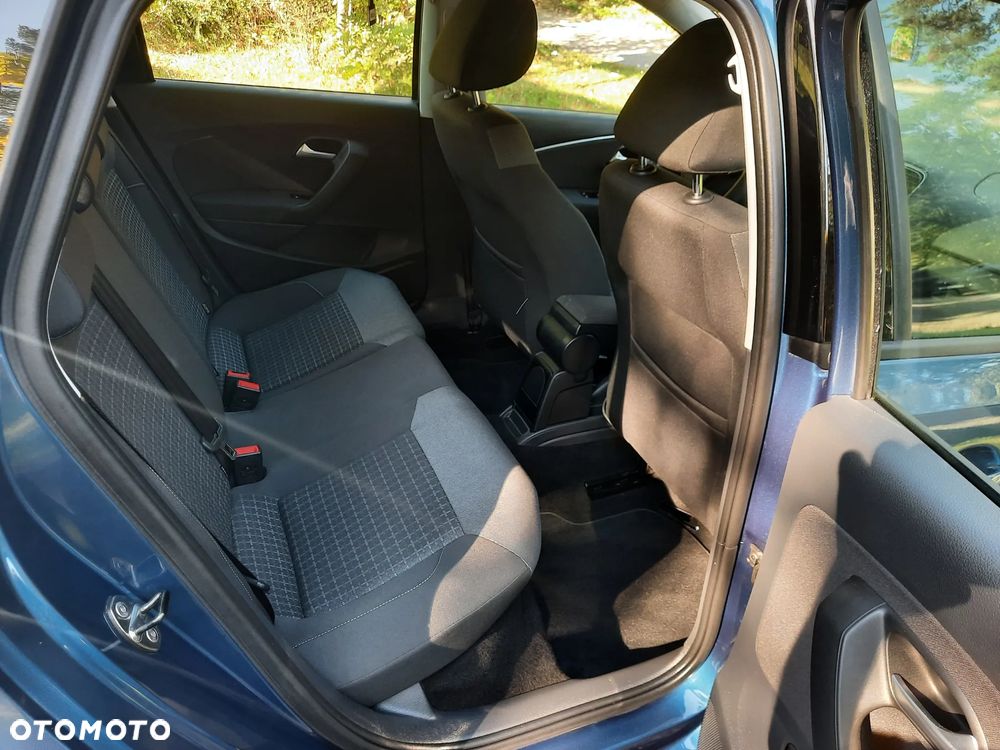 Volkswagen Polo - 16