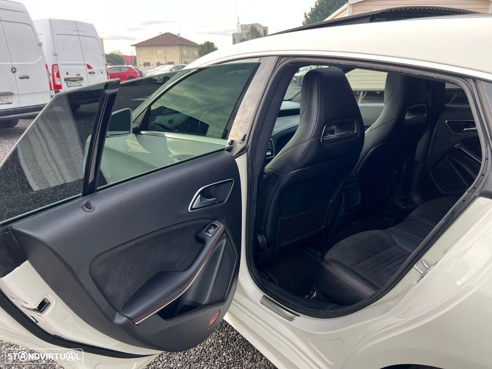 Mercedes-Benz CLA 220 - 15