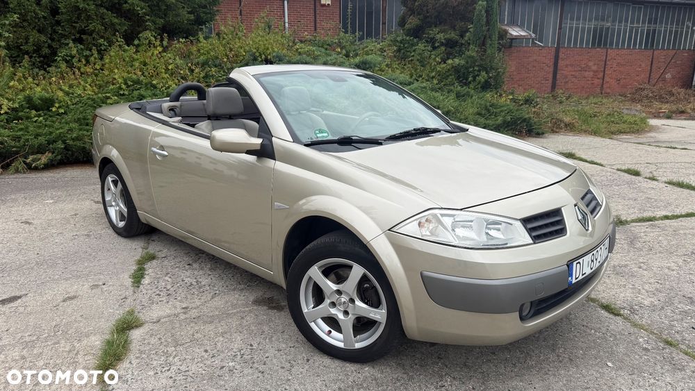Renault Megane 2.0 Confort Privilege - 10