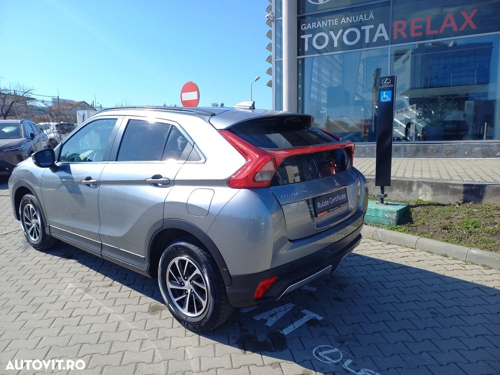 Mitsubishi Eclipse-Cross 1.5-litre 16-valve DOHC MIVEC Inform - 4
